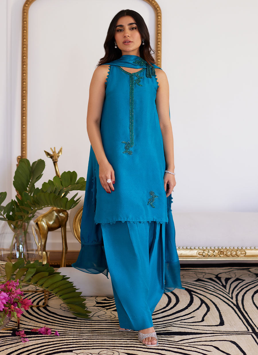 Farah Talib Aziz | Luna Eid Collection 24 | LILOU - Khanumjan  Pakistani Clothes and Designer Dresses in UK, USA 