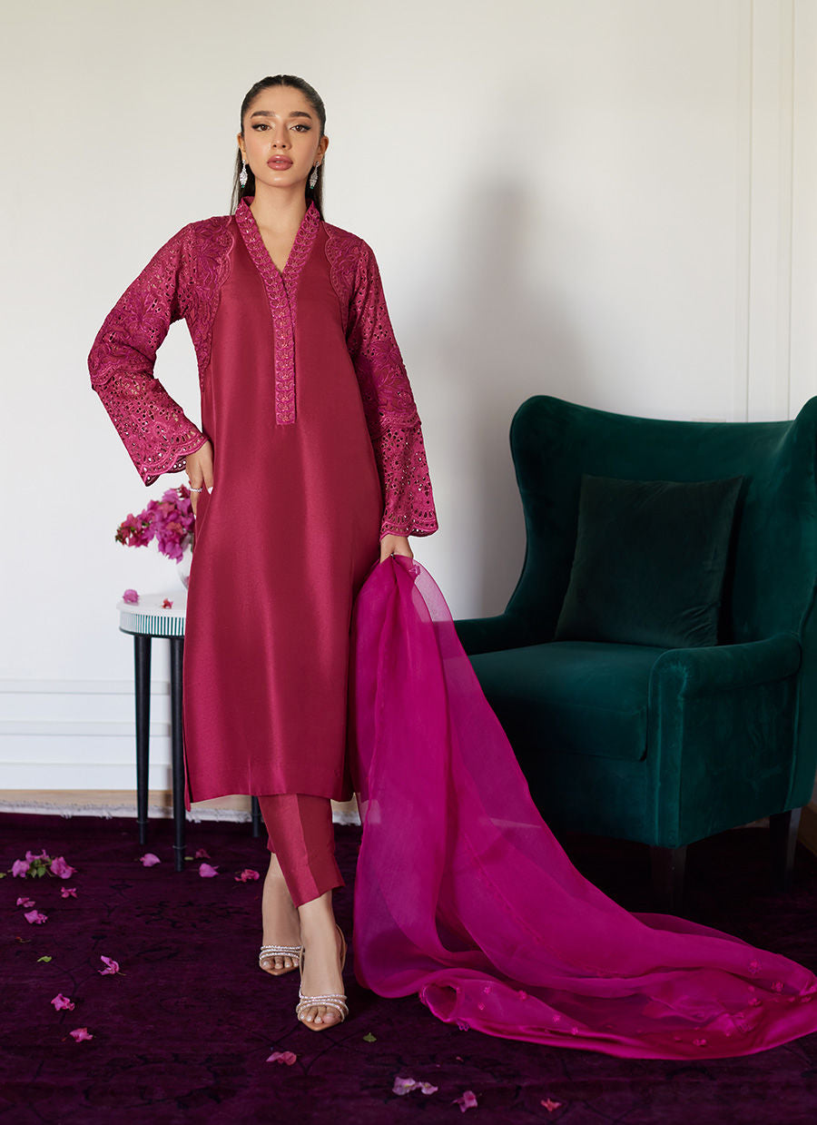 Farah Talib Aziz | Luna Eid Collection 24 | HONORINE MAGENTA - Khanumjan  Pakistani Clothes and Designer Dresses in UK, USA 