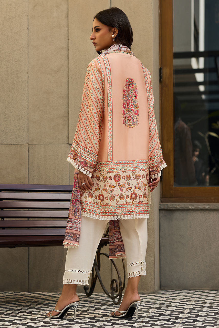 Deepak Perwani | Eid Edit | Iznik