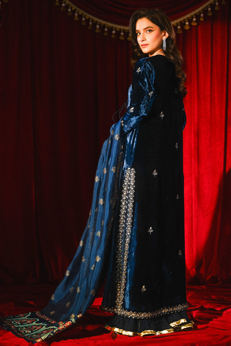 Ansab Jahangir | So Hot Luxury Velvets | Farah