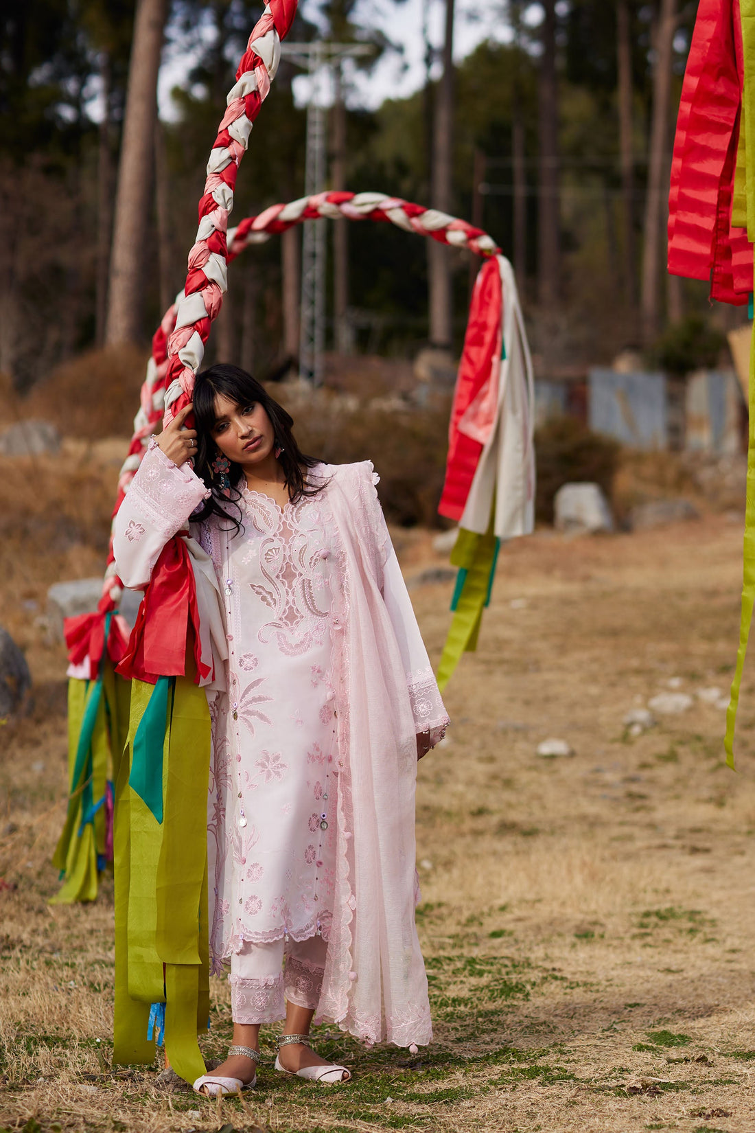 Zaha | Lawn 26 | FĚN YÙN 粉韵 (ZL26-09 B)