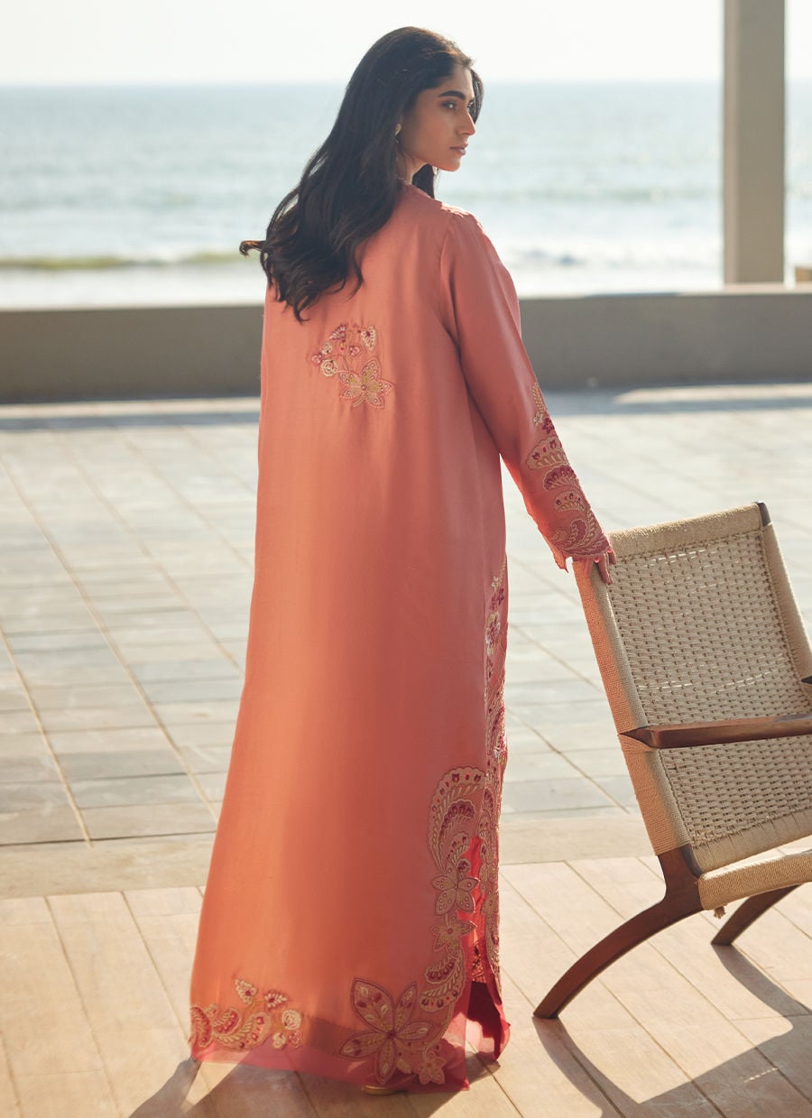 Farah Talib Aziz | Laani The Kaftan Edit | Nami Coral Silk