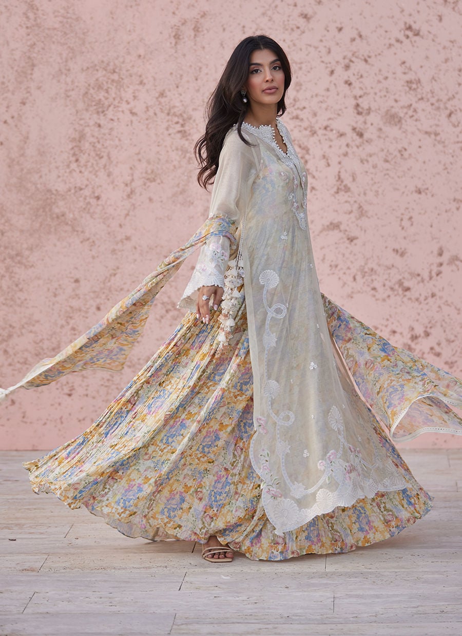 Farah Talib Aziz | Tara Luxe Eid 26 | Josie