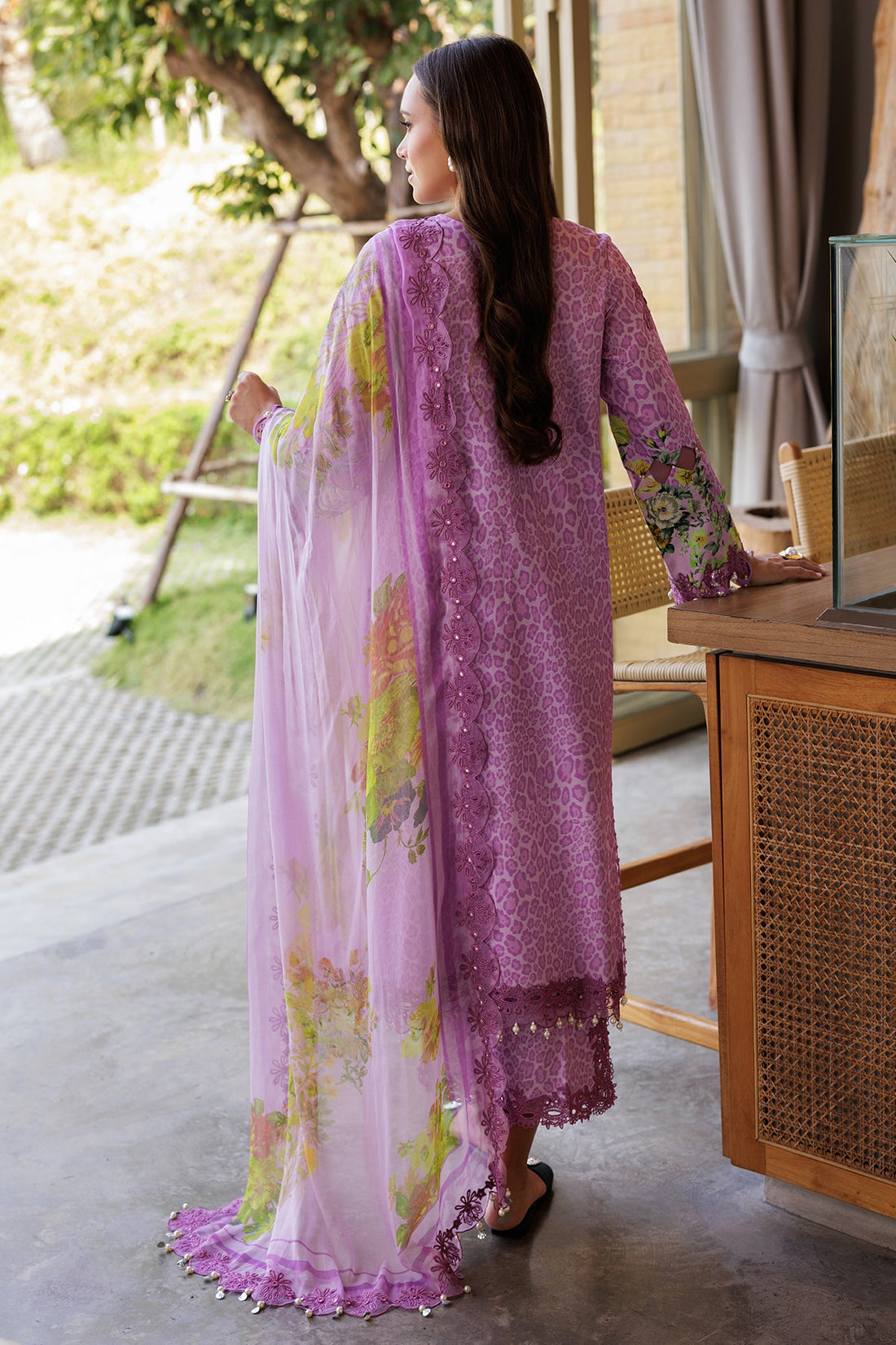 Charizma | Naranji Lawn 25 | CN5-08