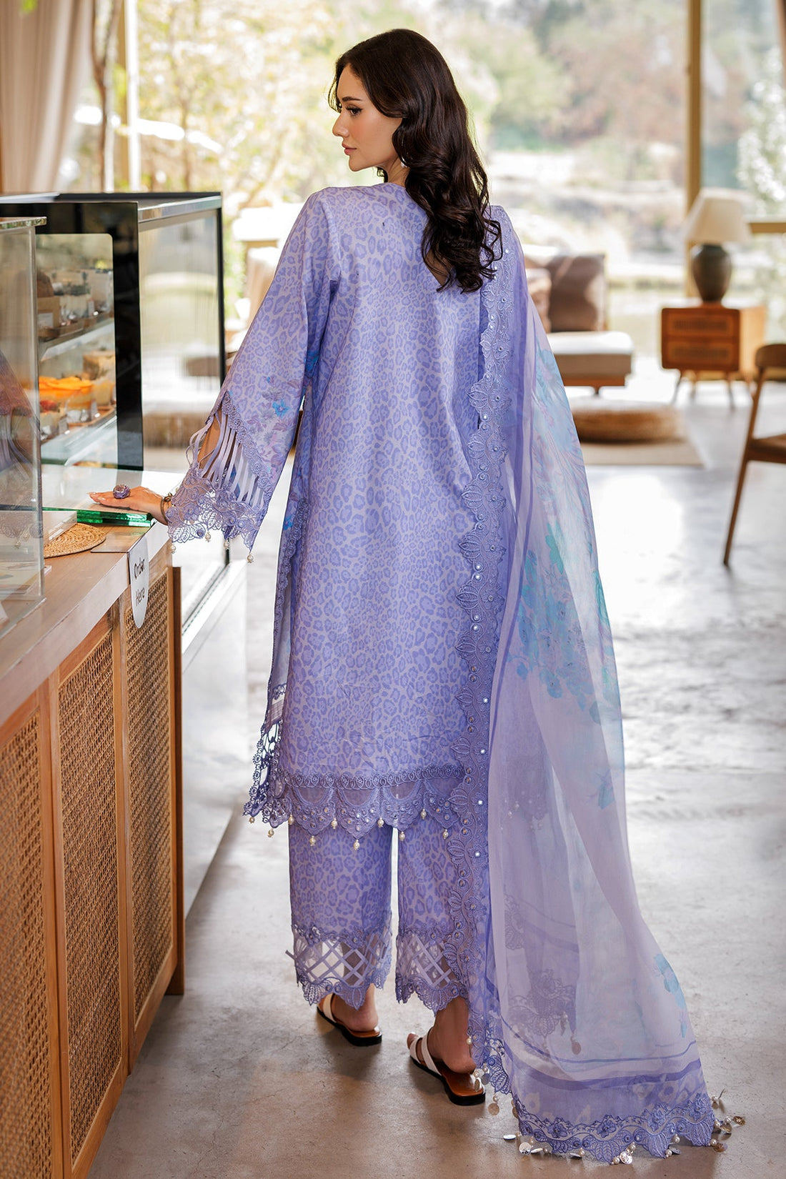 Charizma | Naranji Lawn 25 |  CN5-09