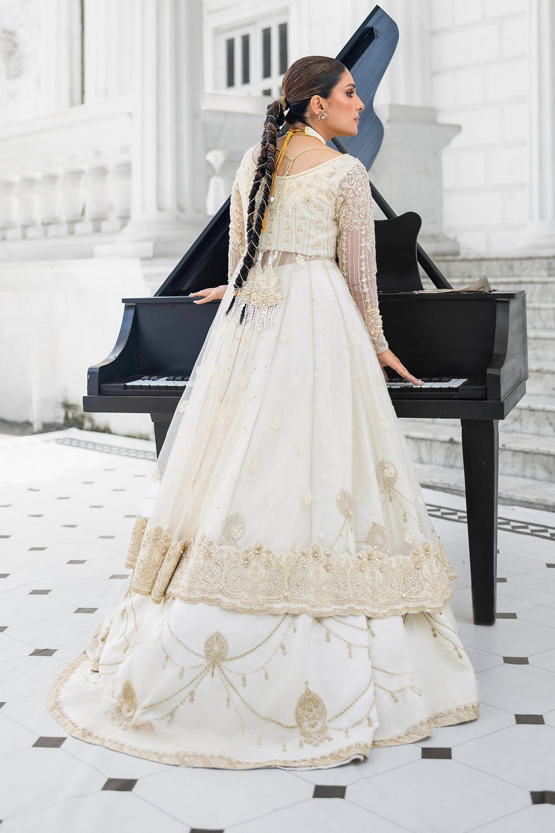 Erum Khan | Jahan Wedding 25 | Snow Pearl