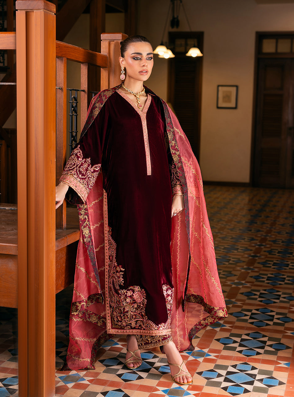 Zainab Chottani | Velvet 25 | Aima