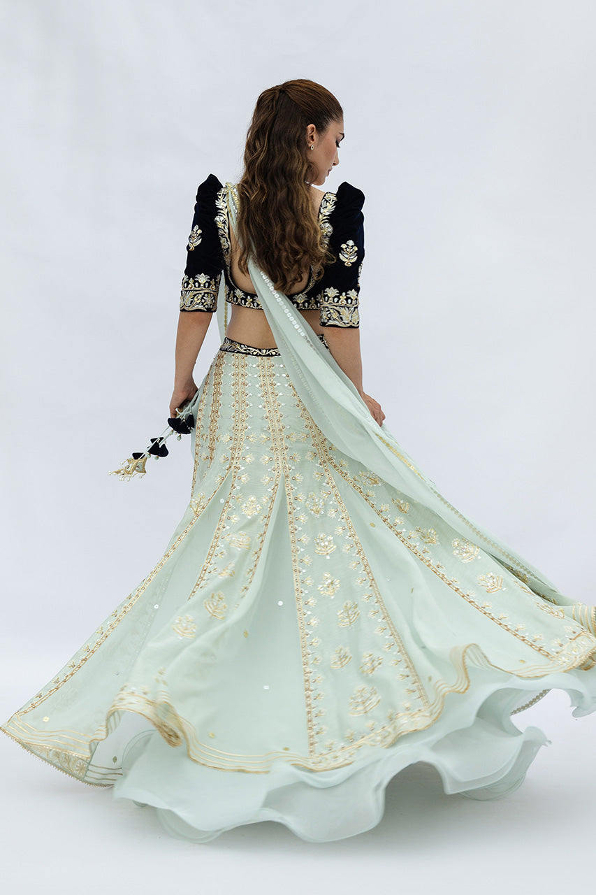 Sania Maskatiya | The Winter Edit - Luxe Pret 25 | Nari