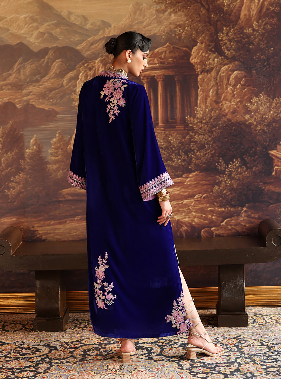 Zainab Chottani | Velura Velvet Edit 25 | Elif Kaftan