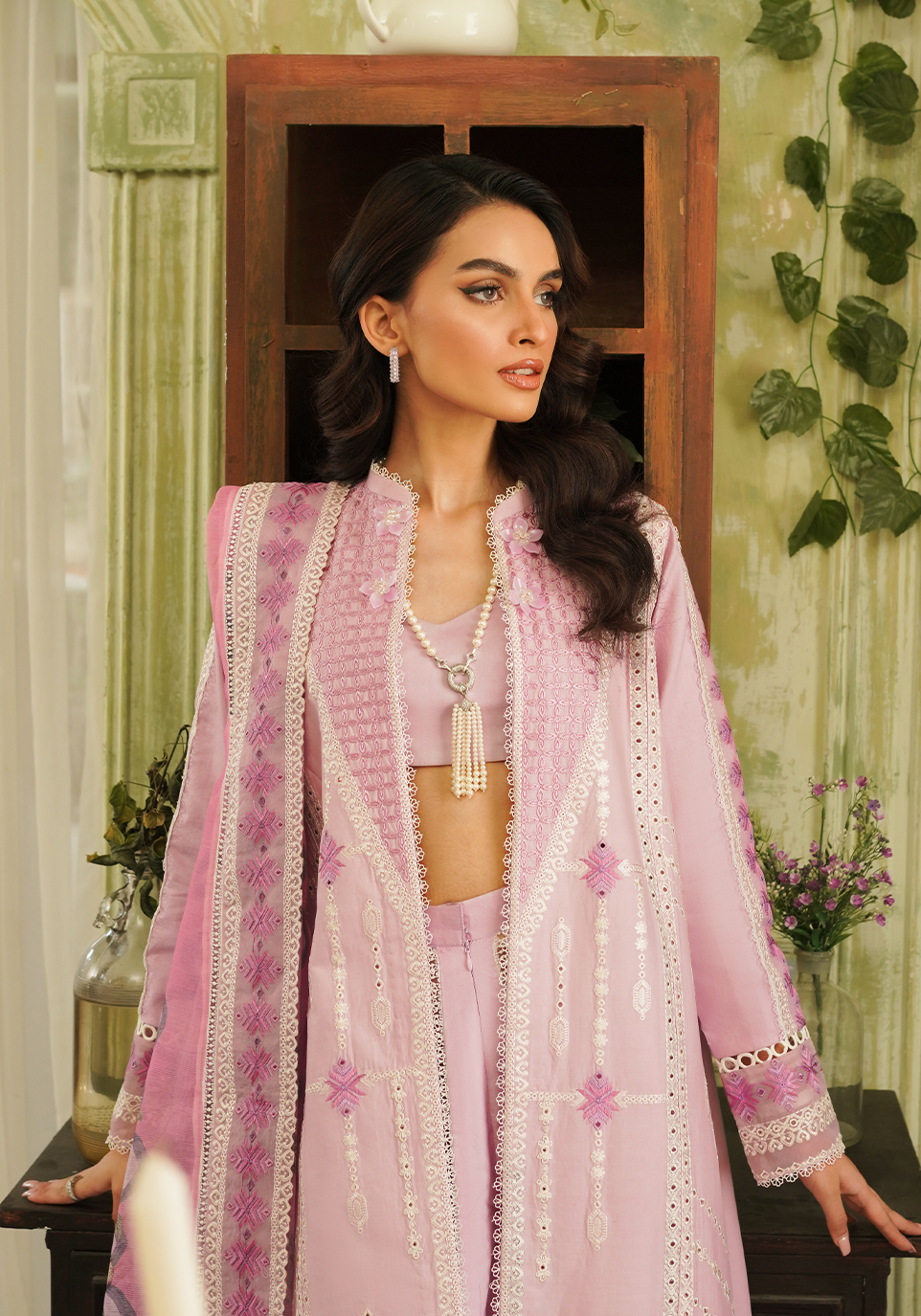 Zarqash | Tresor Luxury Lawn 24 | ZQT 001 FAYE - Khanumjan  Pakistani Clothes and Designer Dresses in UK, USA 