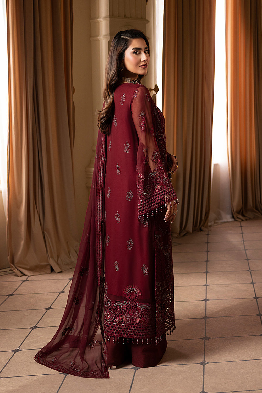 Lavish Premium | Ashnae Formals | Burgundy Veil