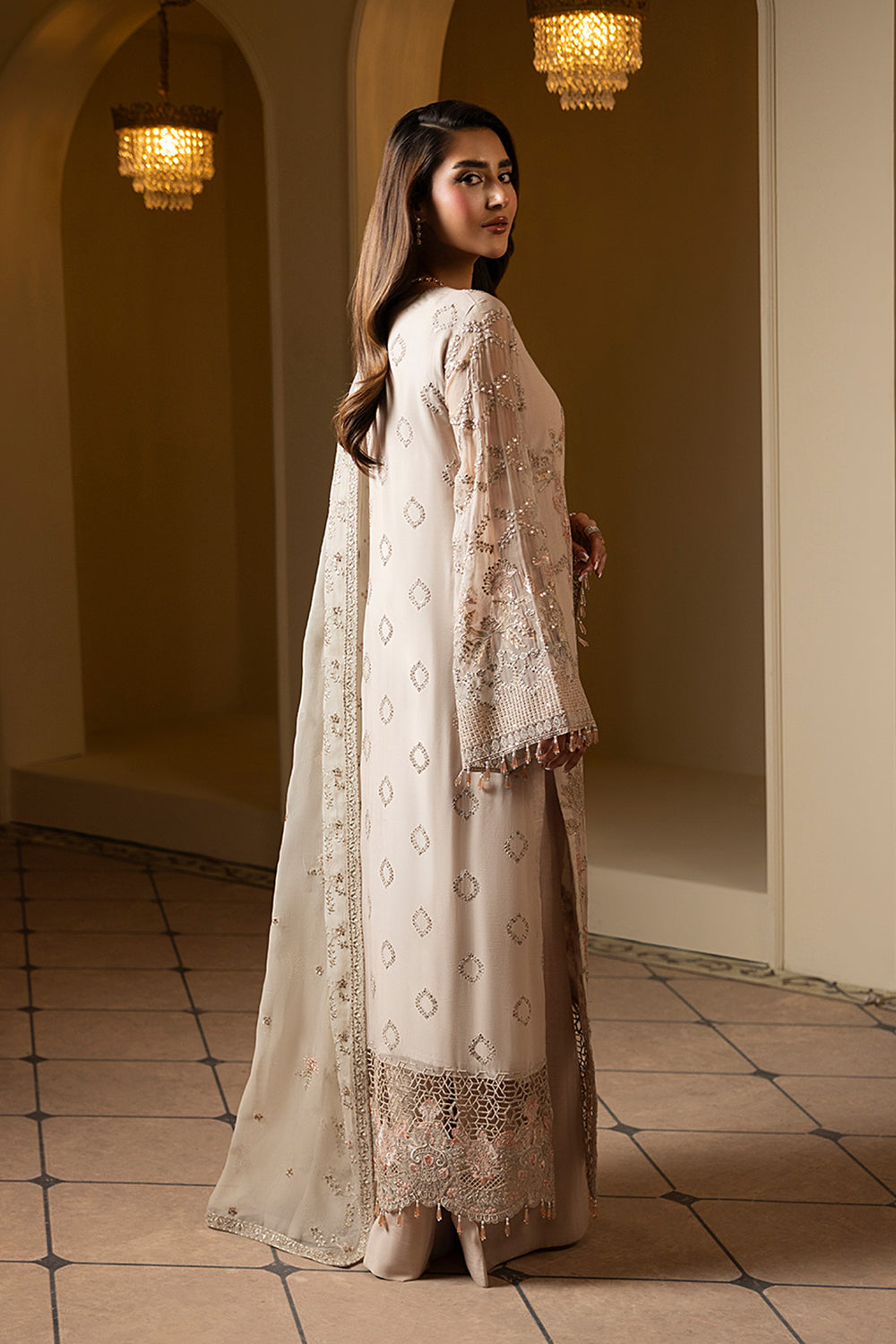 Lavish Premium | Ashnae Formals | Snow Fall Dreams