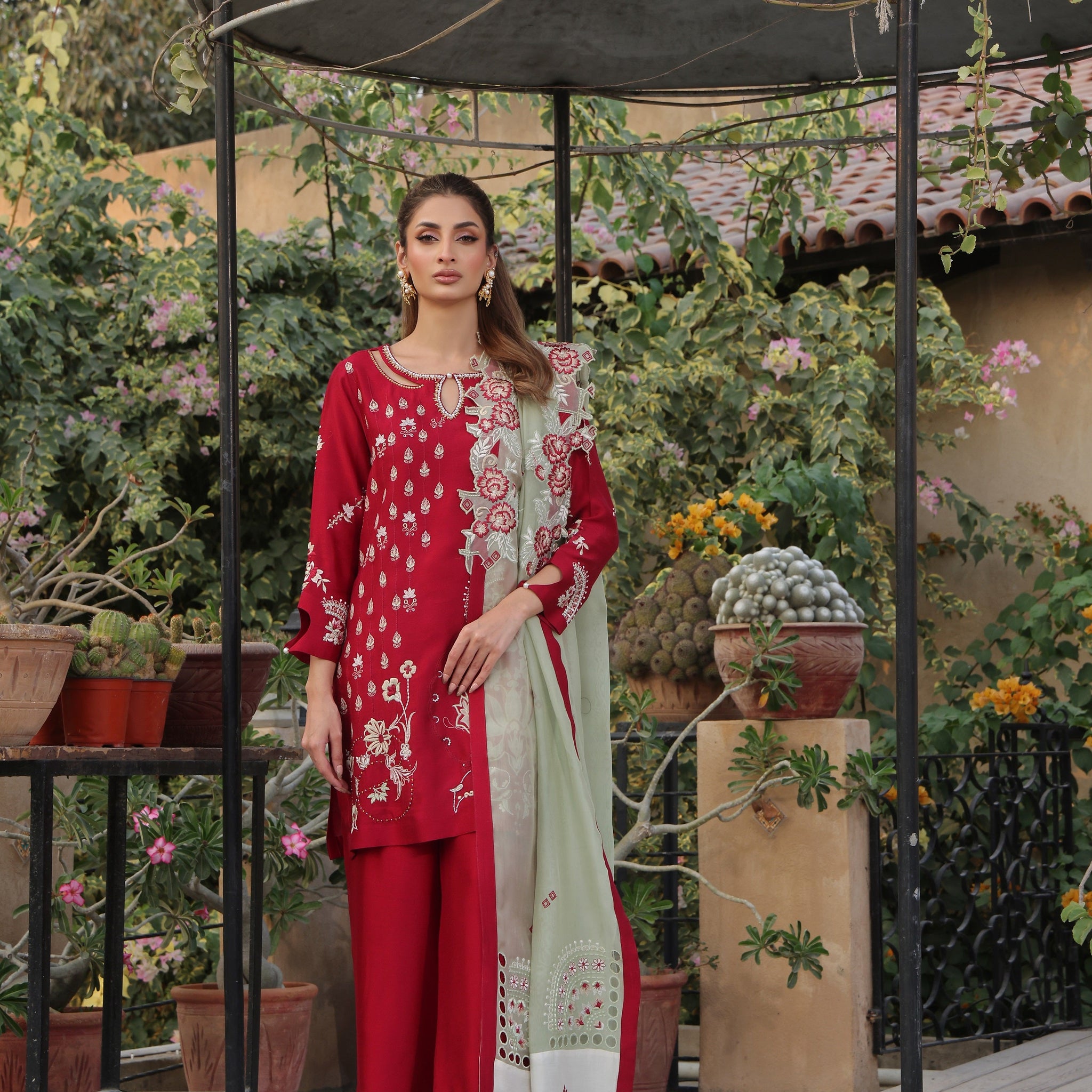 Mona Imran | Ezel Eid 25 | Claude