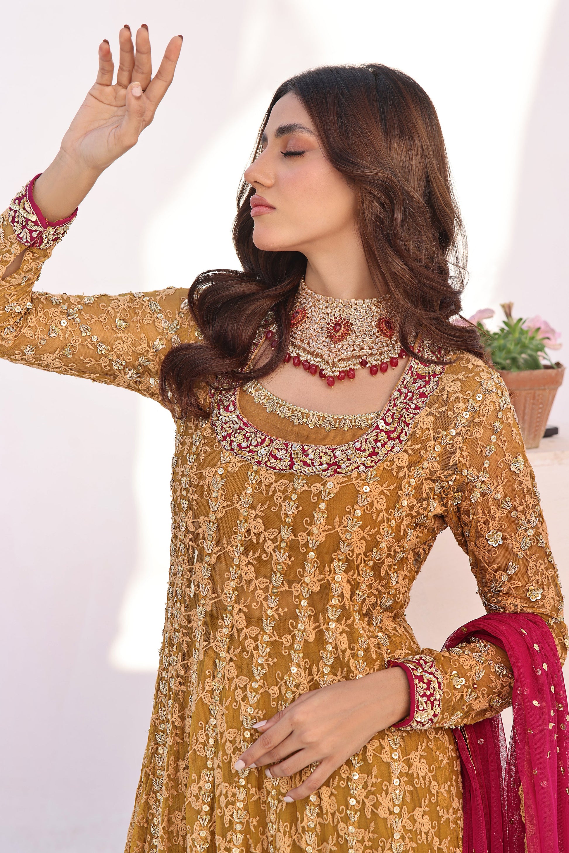 Mona Imran | Inara Wedding Formals | SUNEHRI - Khanumjan  Pakistani Clothes and Designer Dresses in UK, USA 