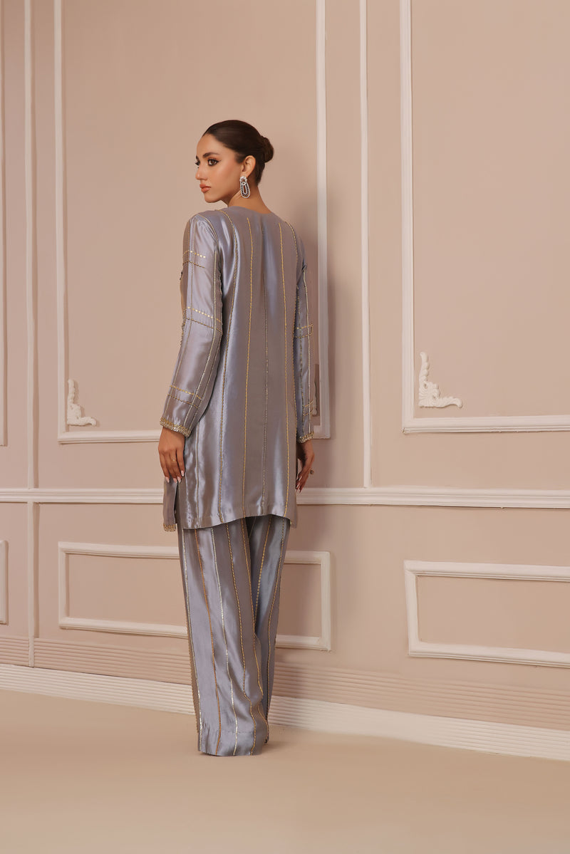 Wahaj M Khan | Banno Formals | PERIWINKLE TONED BANO2 JACKET SET