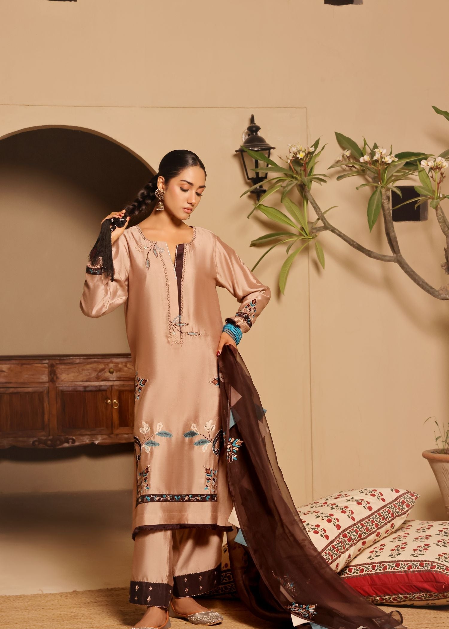 Mona Imran | Saiba Wedding Formal | DILKASH - Khanumjan  Pakistani Clothes and Designer Dresses in UK, USA 