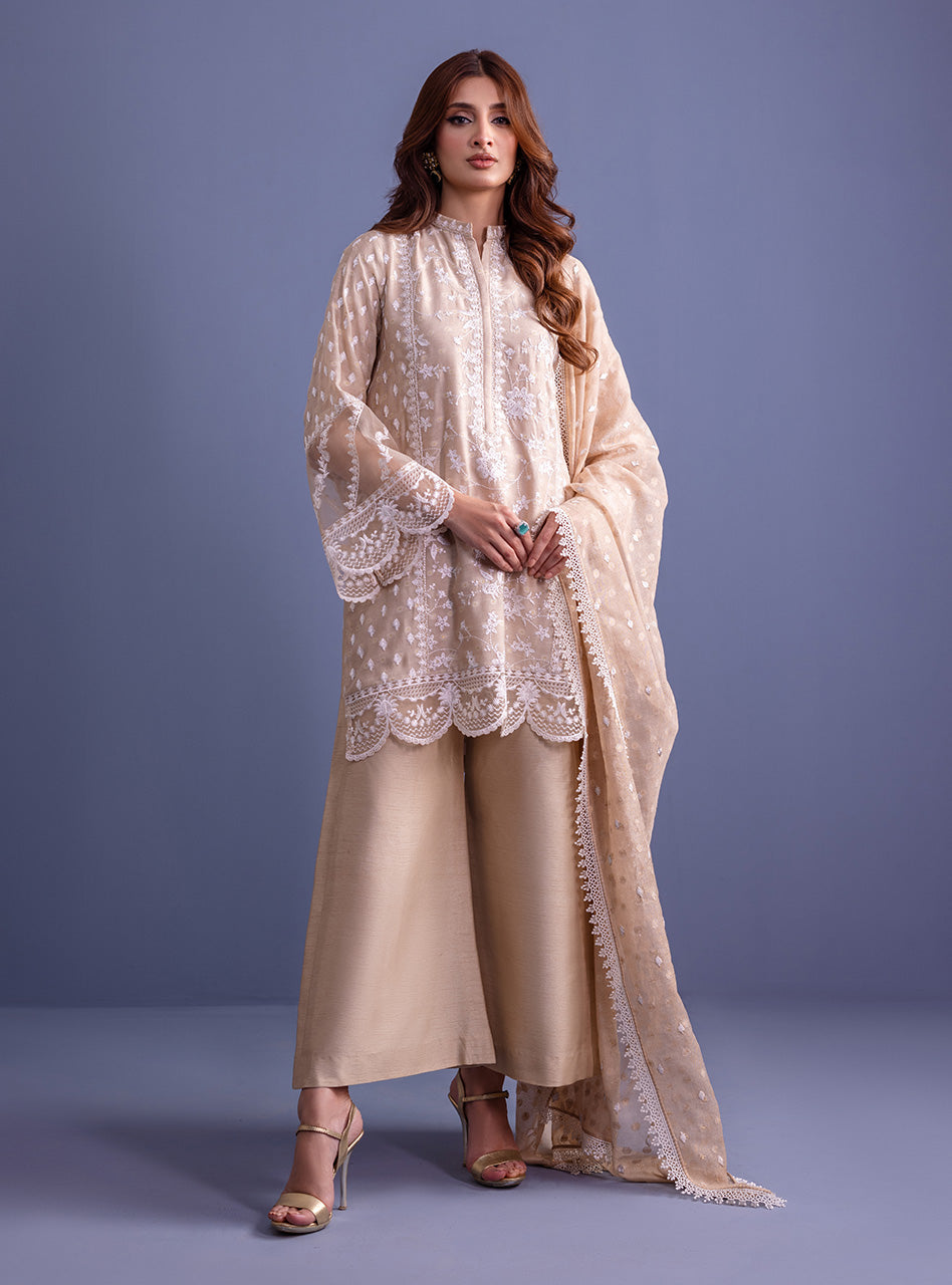 Zainab Chottani | Luxury Pret | RANIYA