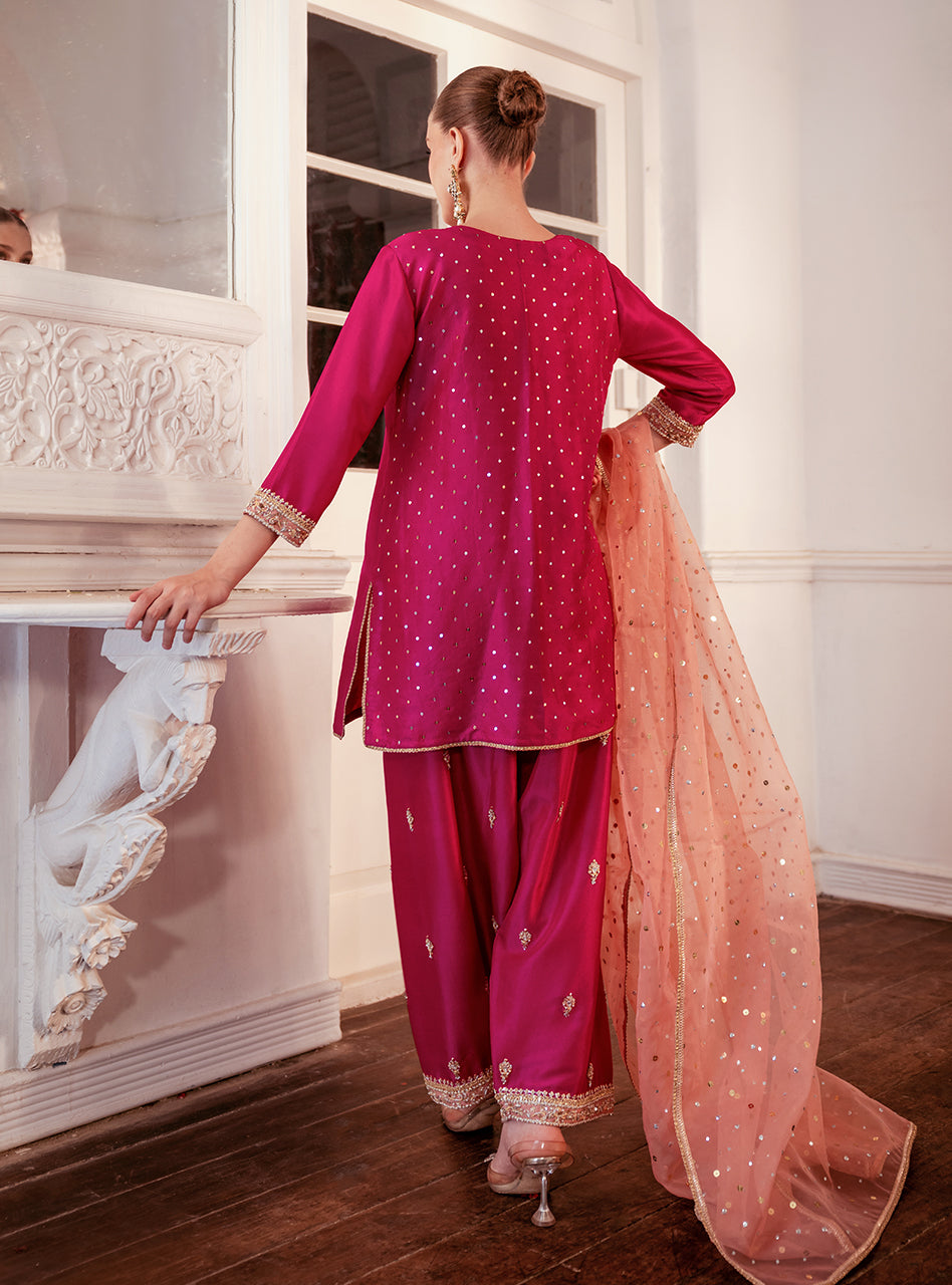 Zainab Chottani | Semi Formals | AYLEEN