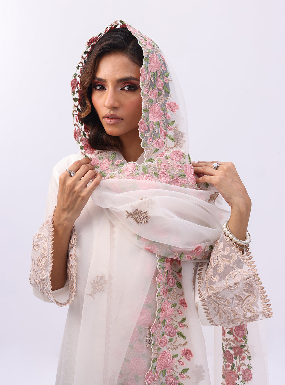 Zainab Chottani | Luxury Pret | AZIN GLOW