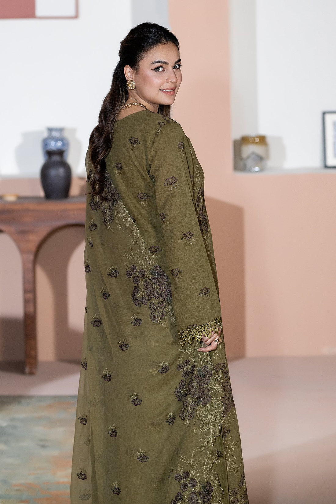 Raeesa Premium | Sharjeena Winter | KR-162