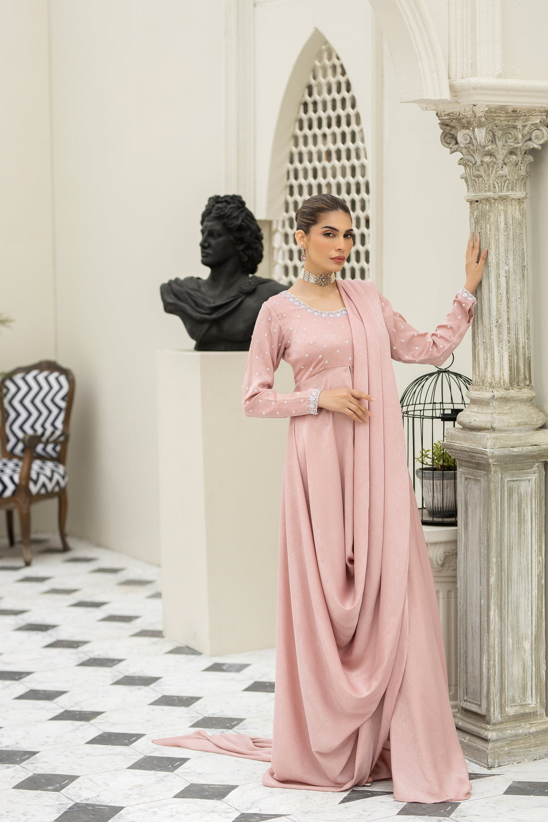 Purple haze Pret Studio | Noubahar Luxury Formals | Misty Rose - Khanumjan  Pakistani Clothes and Designer Dresses in UK, USA 