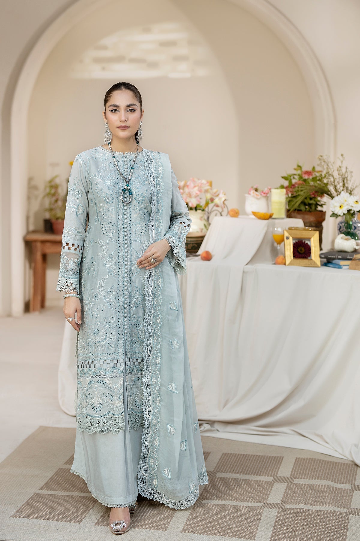 House of Nawab | Zora Luxury Lawn 24 | QAIS - Khanumjan  Pakistani Clothes and Designer Dresses in UK, USA 