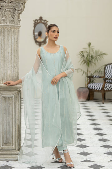 Purple haze Pret Studio | Noubahar Luxury Formals | Aquamarine - Khanumjan  Pakistani Clothes and Designer Dresses in UK, USA 