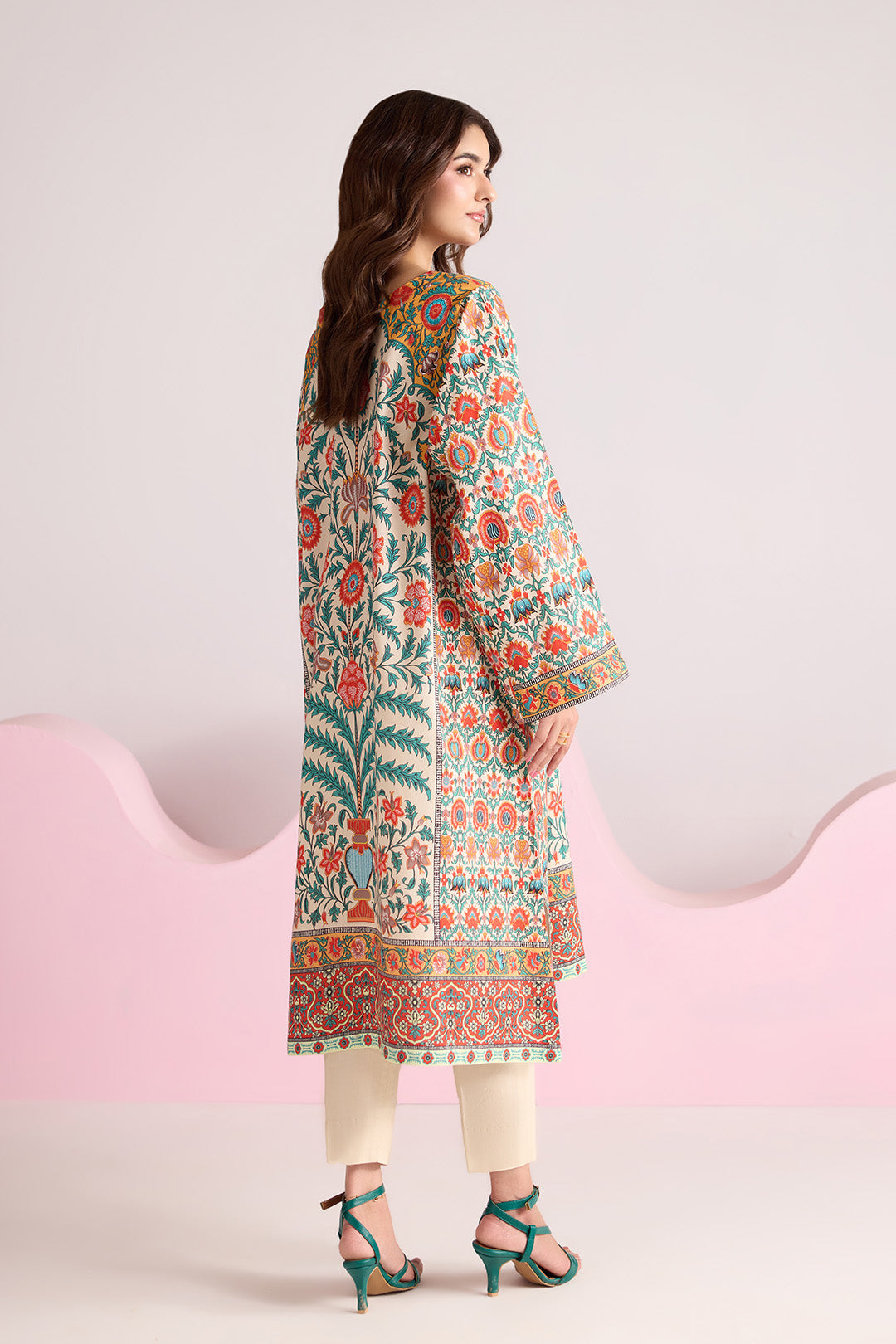Alizeh | Printed Lawn | AF-PL-6063-PETAL