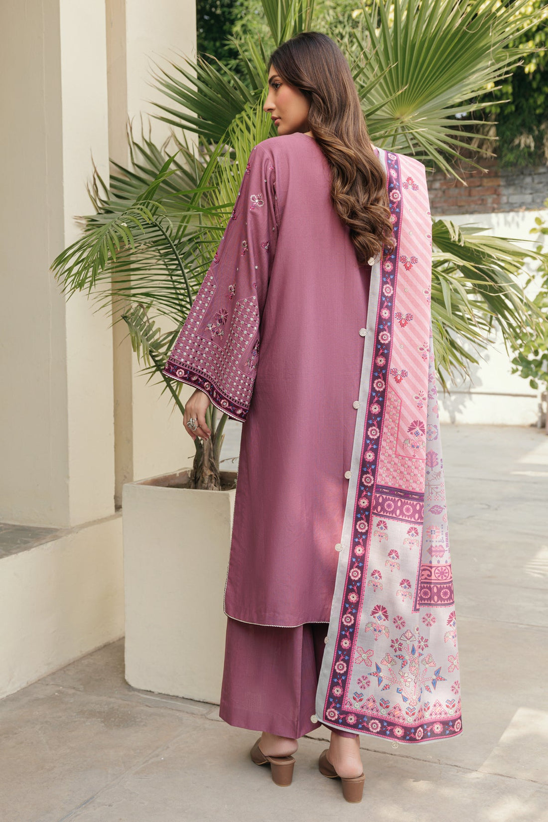 Xenia Formals | Winter Slub 25 | SOFEEA