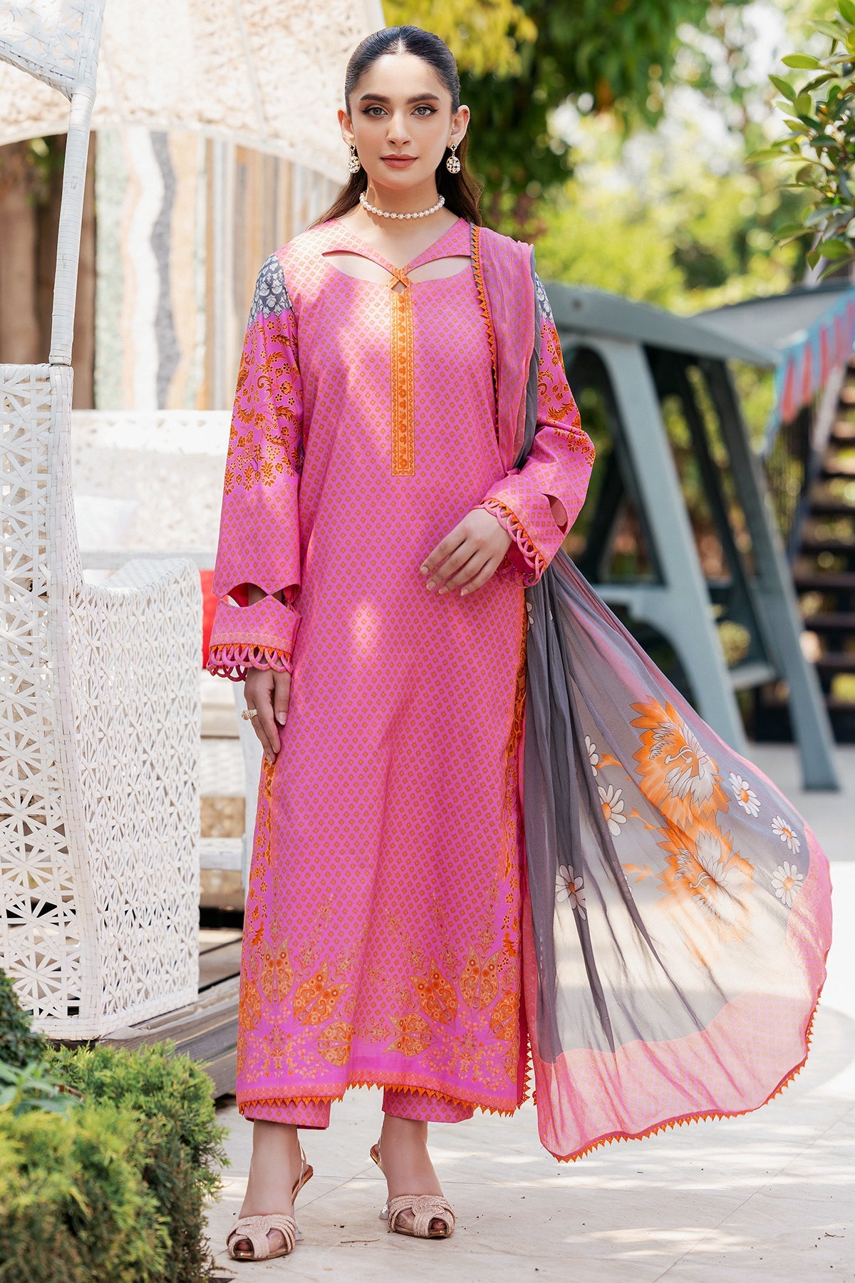 Charizma | C Prints Vol 6 | CP4-54 - Khanumjan  Pakistani Clothes and Designer Dresses in UK, USA 