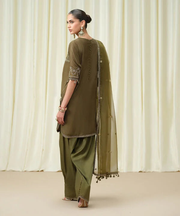 Sapphire | Fall Winter 25 | 3 Piece - Embroidered Velvet Suit 0U3FELX25V86