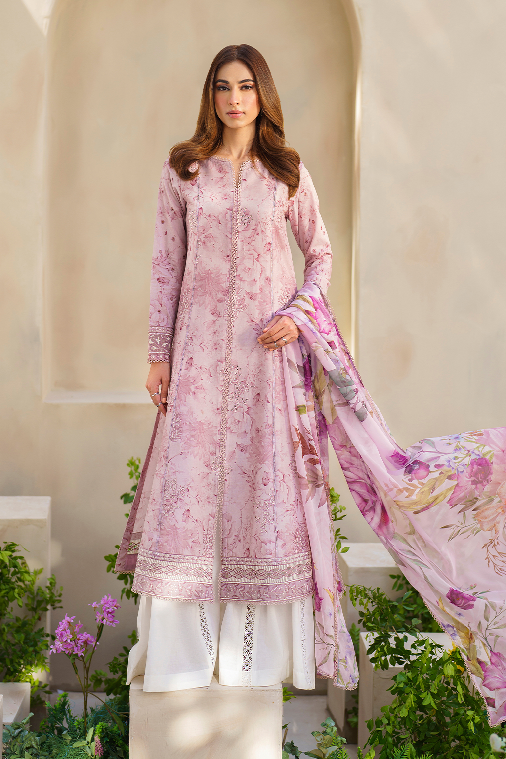 Iznik | Festive lawn 24 | SFL-06 - Khanumjan  Pakistani Clothes and Designer Dresses in UK, USA 