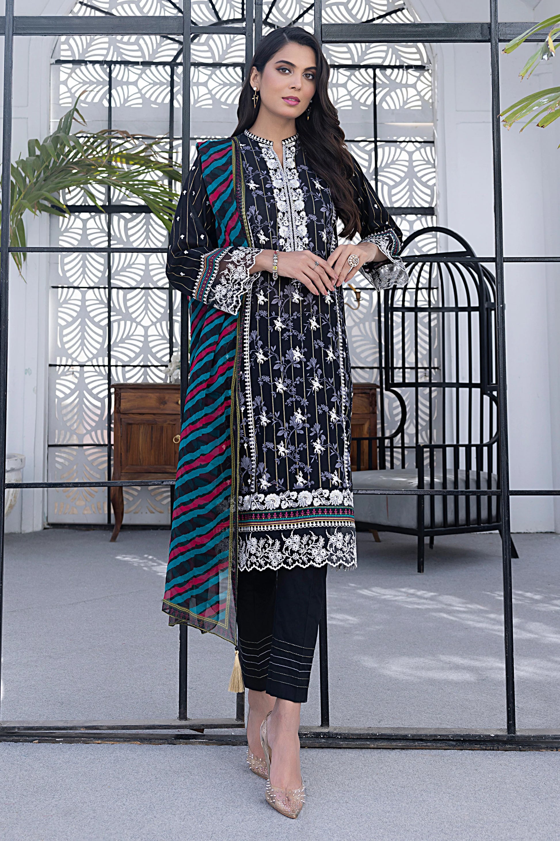 LSM | Spring Embroidered | 0171 - Khanumjan  Pakistani Clothes and Designer Dresses in UK, USA 