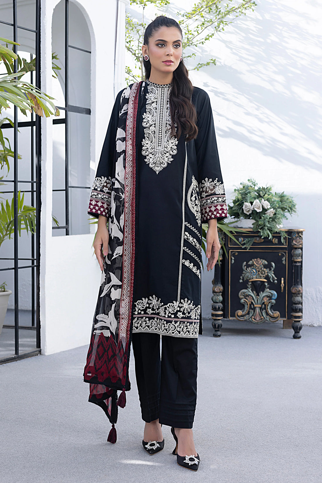 LSM | Spring Embroidered | 0021 - Khanumjan  Pakistani Clothes and Designer Dresses in UK, USA 