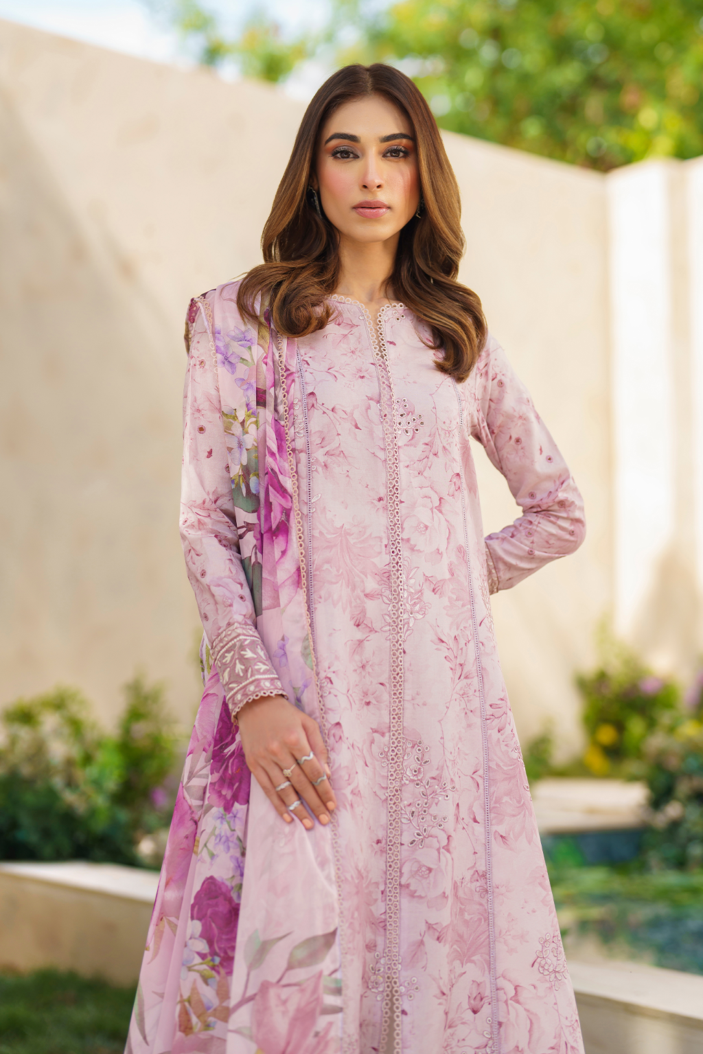 Iznik | Festive lawn 24 | SFL-06 - Khanumjan  Pakistani Clothes and Designer Dresses in UK, USA 