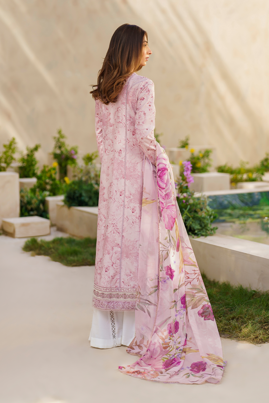 Iznik | Festive lawn 24 | SFL-06 - Khanumjan  Pakistani Clothes and Designer Dresses in UK, USA 