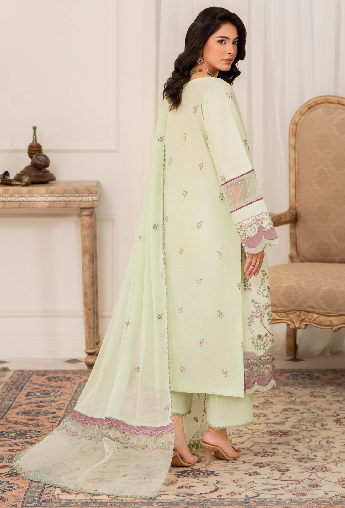 Humdum | Nyra Luxe | Nyra - D09