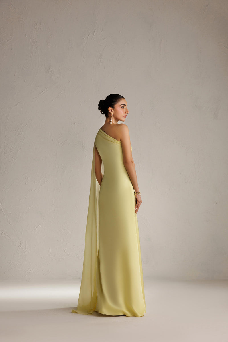 Caia | Basics 26 | Look 19