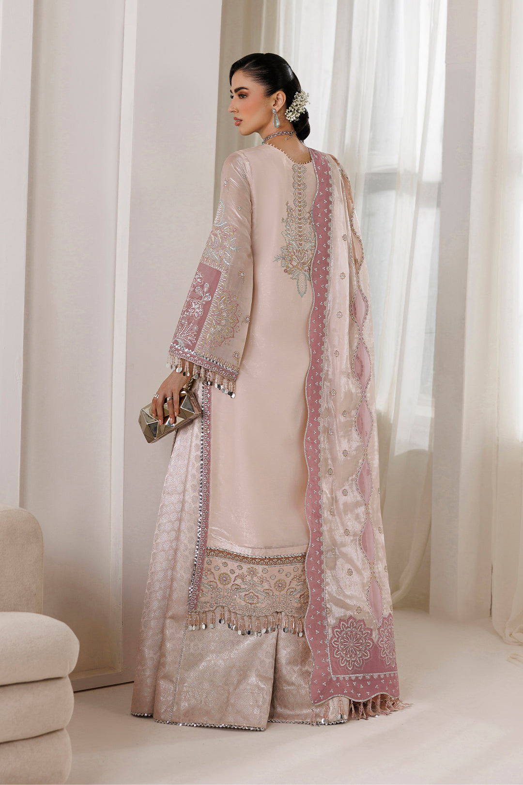 Alizeh | La Ruhe Formals | AF-CH-2262-Taurus