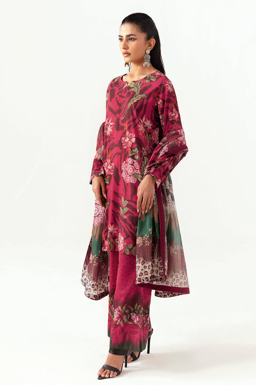 Ramsha | Pinted Lawn | RP-102 - Khanumjan  Pakistani Clothes and Designer Dresses in UK, USA 