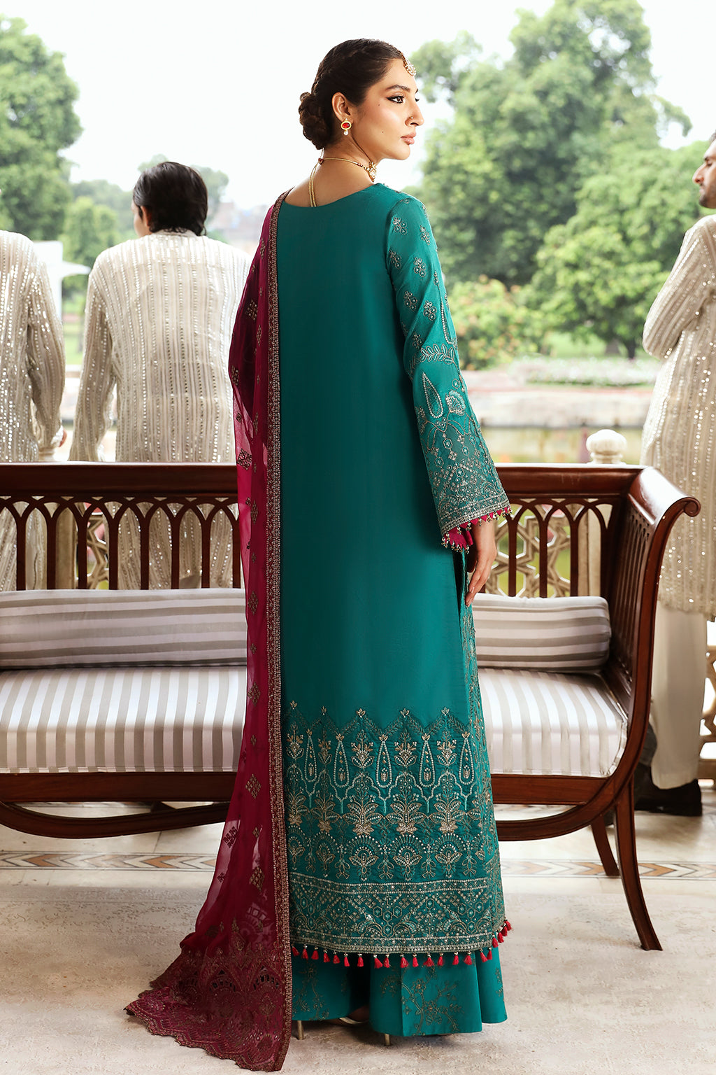 Flossie | Mehak Luxury Formals | FE-810