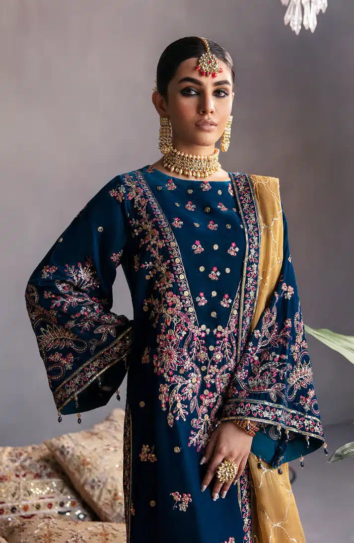 Emaan Adeel | Makhmal Velvet Edition 23 | MK-01 SUFINA - Khanumjan  Pakistani Clothes and Designer Dresses in UK, USA 