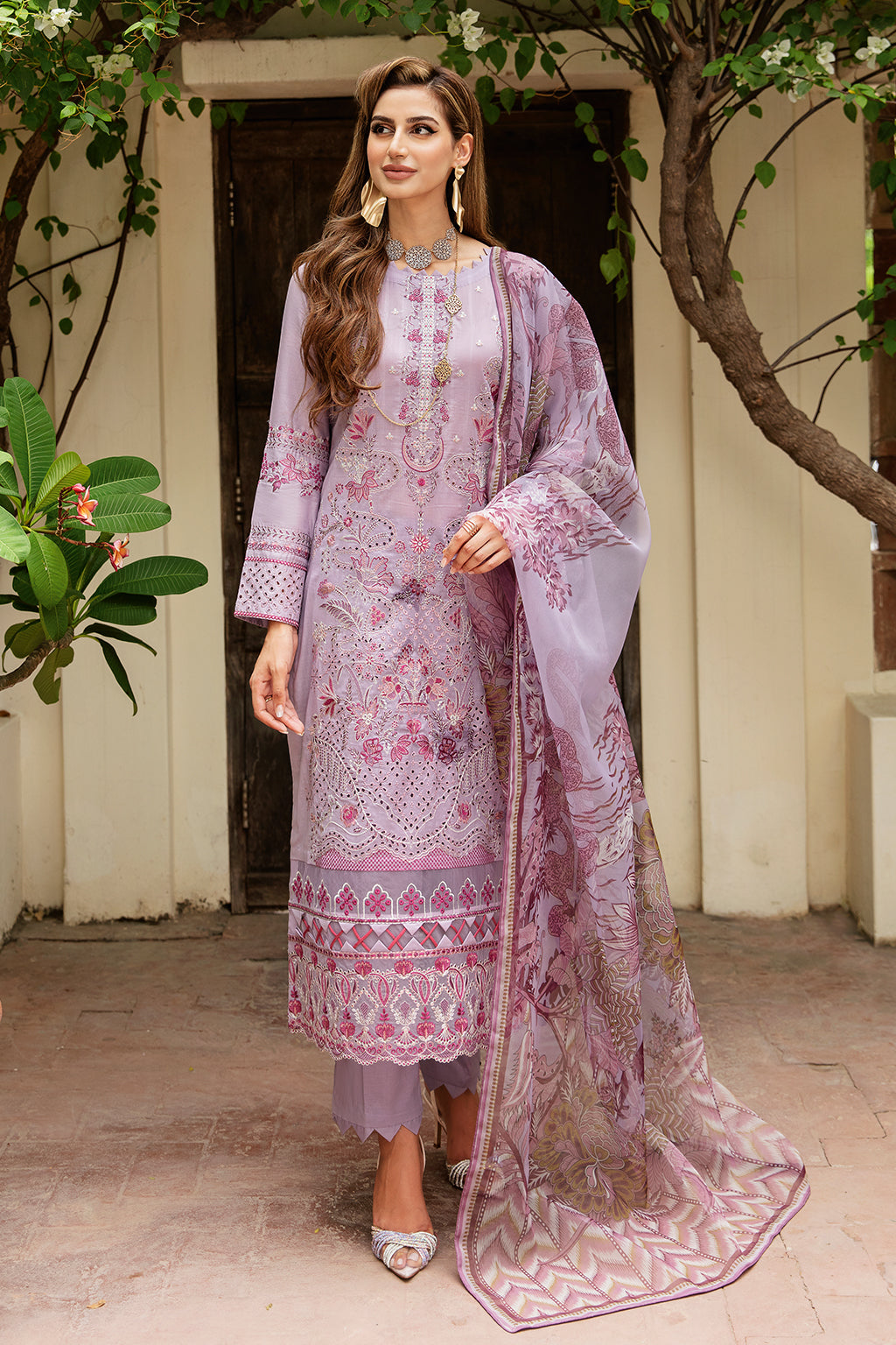 Ramsha | Luxury Lawn 24 | Y-804 - Khanumjan  Pakistani Clothes and Designer Dresses in UK, USA 