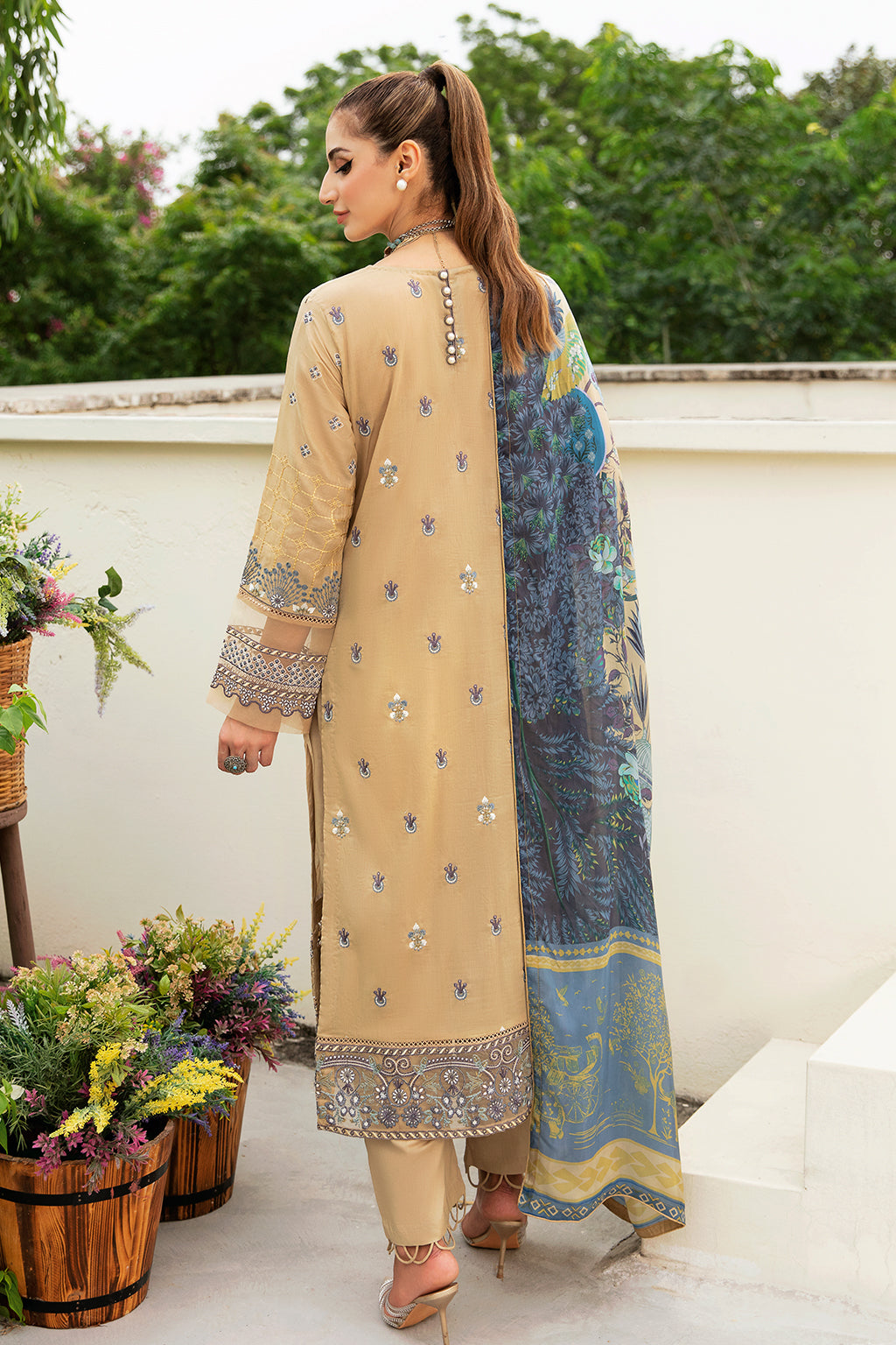 Ramsha | Riwayat Lawn Collection| Y-802 - Khanumjan  Pakistani Clothes and Designer Dresses in UK, USA 