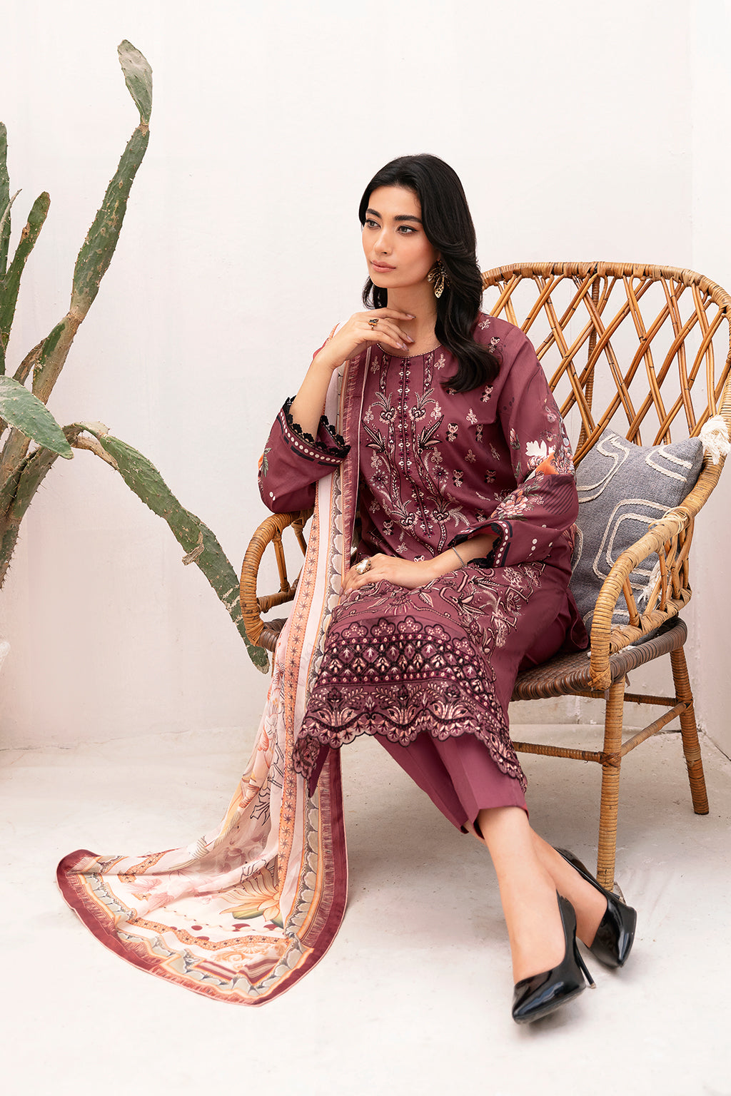 Ramsha | Mashaal Luxury Lawn | L-1108 - Khanumjan  Pakistani Clothes and Designer Dresses in UK, USA 