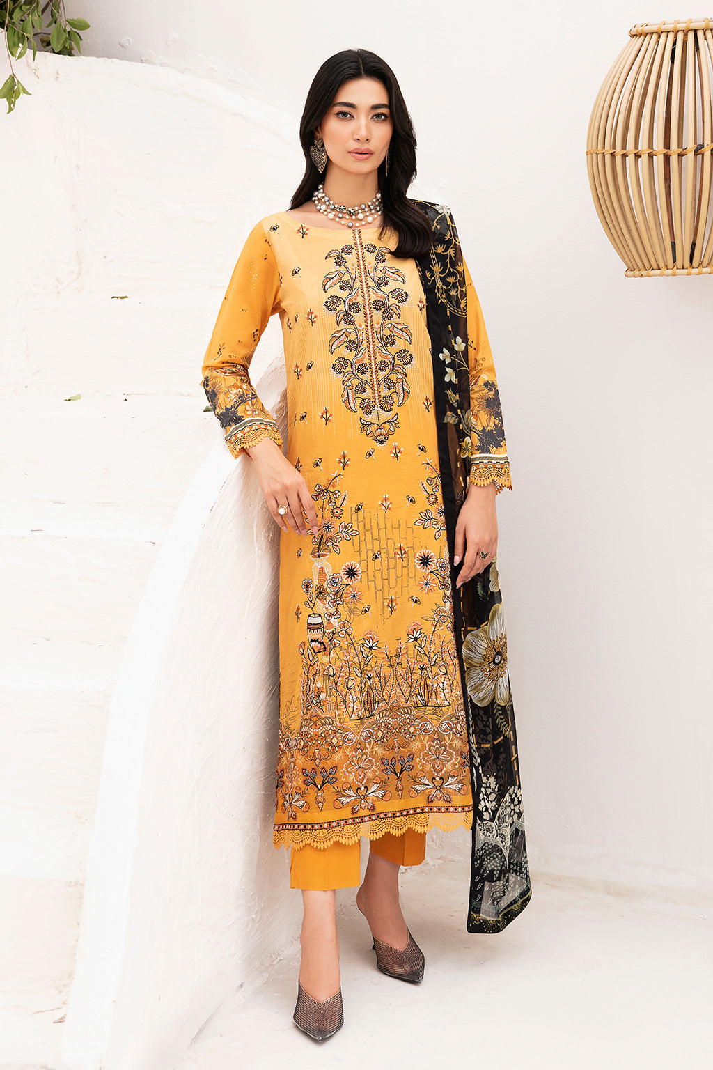 Ramsha | Mashaal Luxury Lawn | L-1111 - Khanumjan  Pakistani Clothes and Designer Dresses in UK, USA 