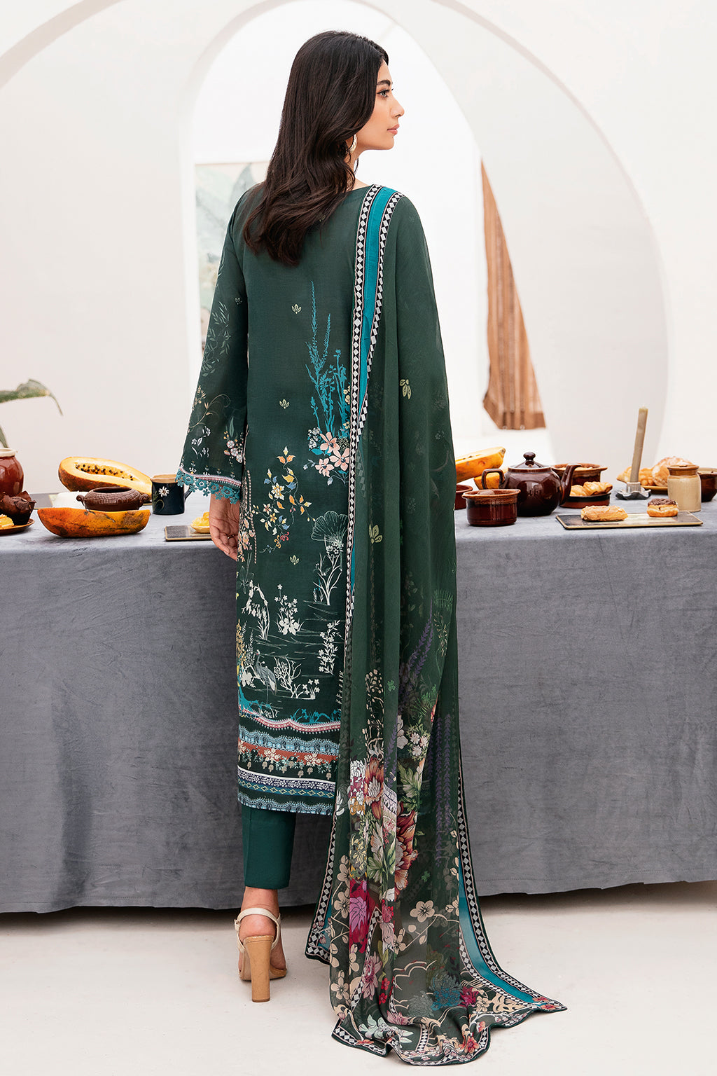 Ramsha | Mashaal Luxury Lawn | L-1109 - Khanumjan  Pakistani Clothes and Designer Dresses in UK, USA 