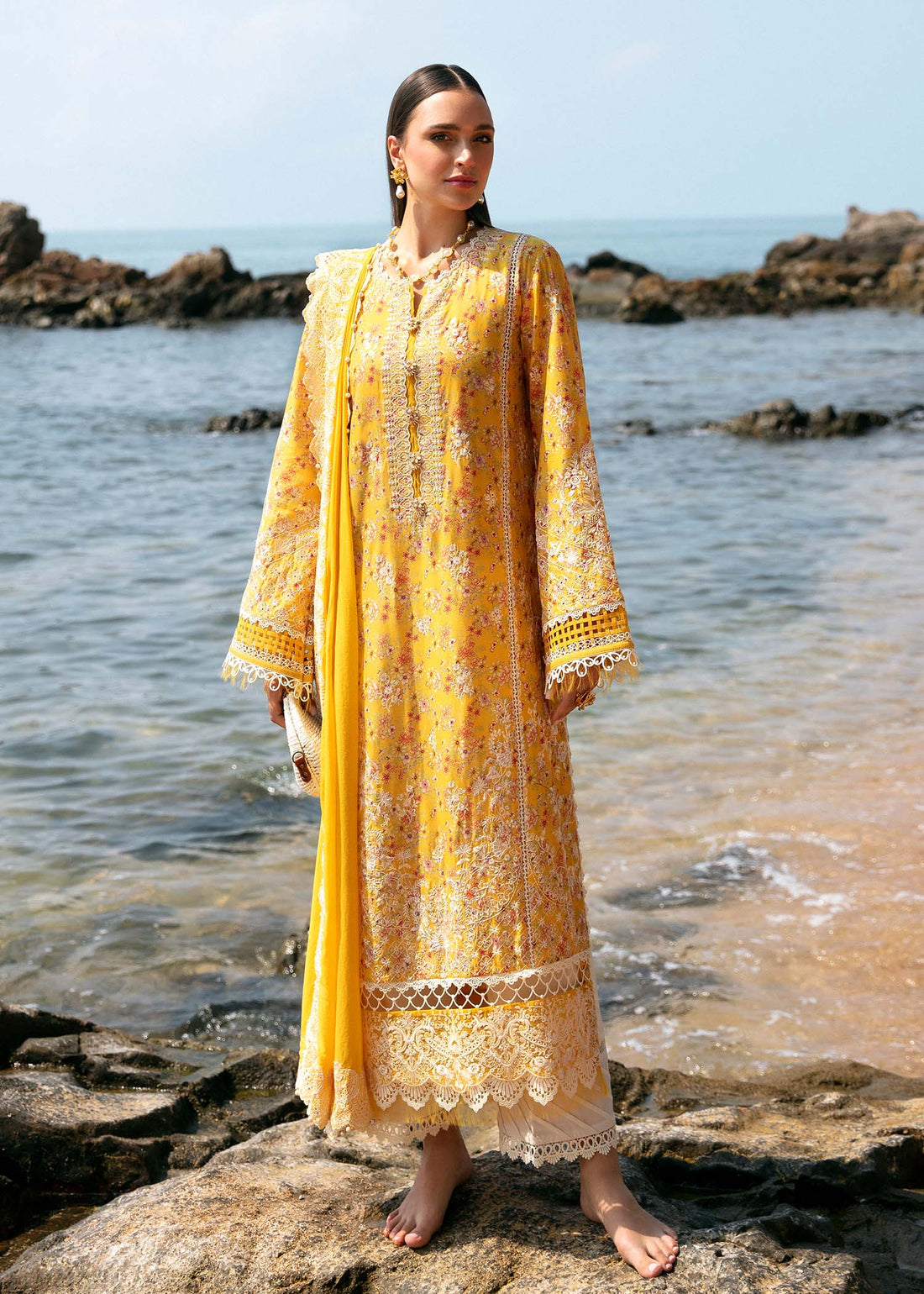 kanwal Malik | Mayal Luxury Lawn | Elara - Khanumjan  Pakistani Clothes and Designer Dresses in UK, USA 