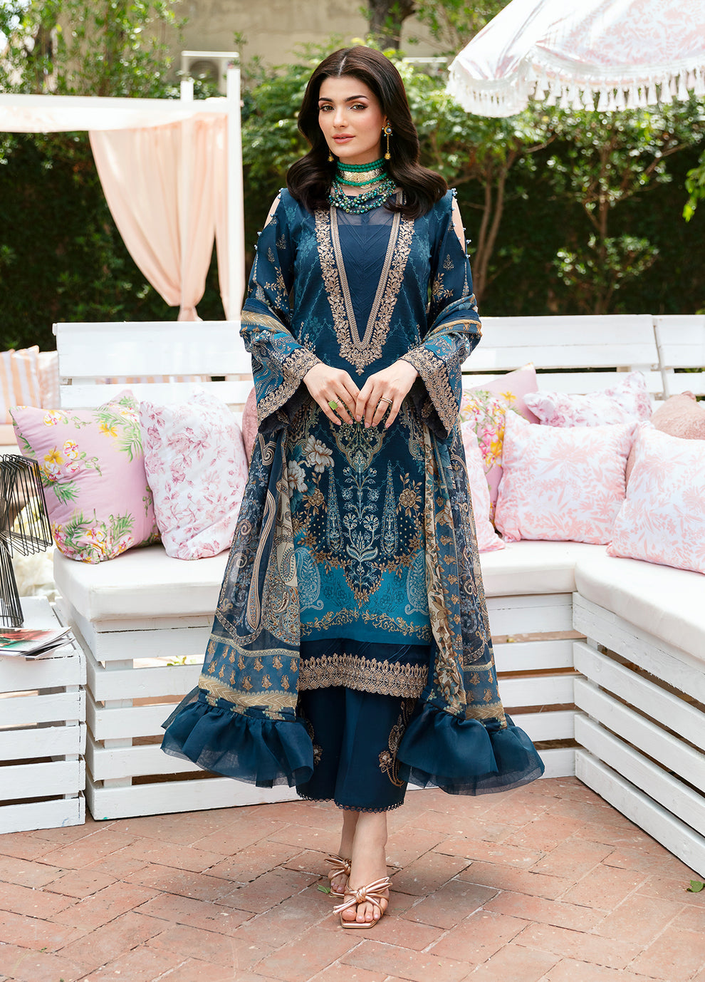 Gulaal | Summer Glow Lawn 24 | SYLVIYA (GL-L-24V3-01) - Khanumjan  Pakistani Clothes and Designer Dresses in UK, USA 