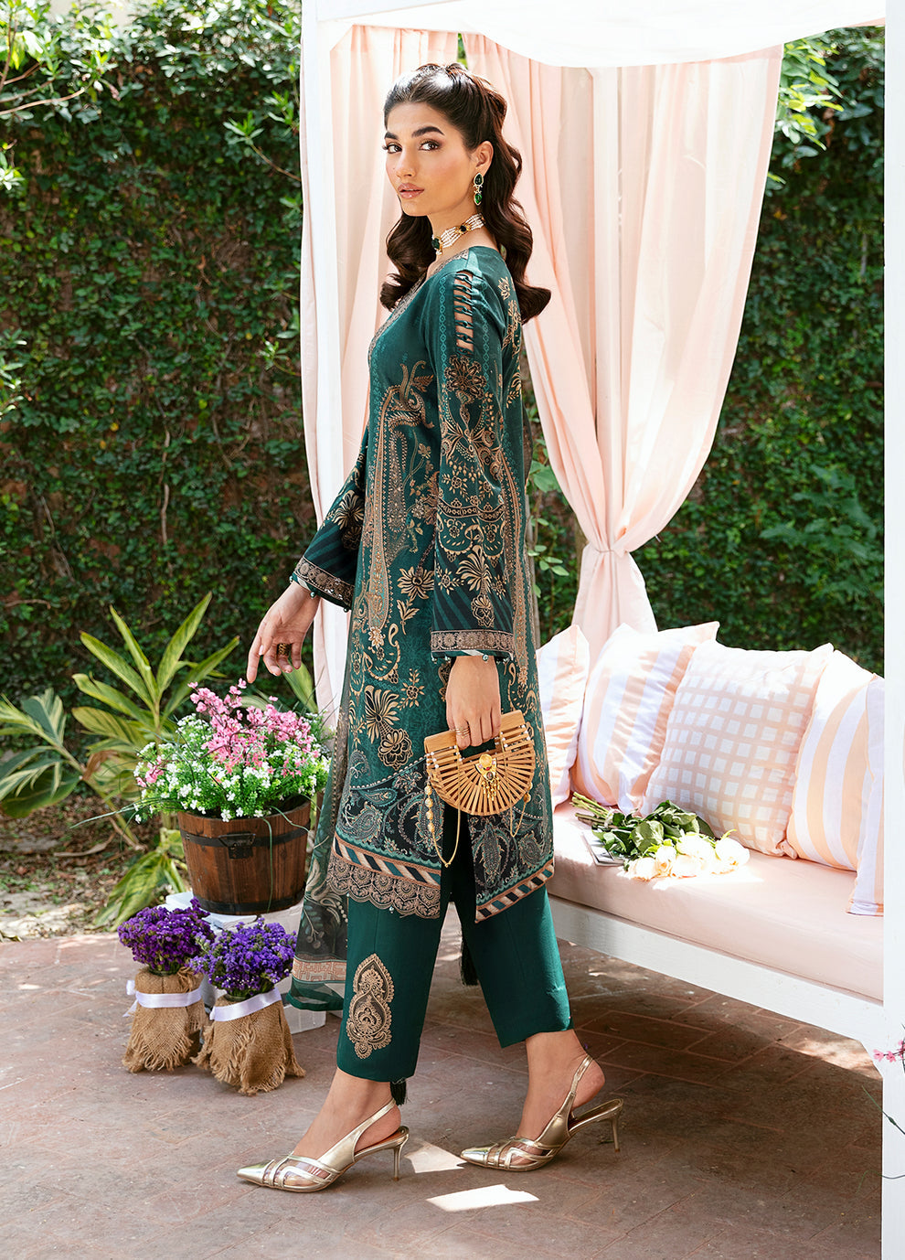 Gulaal | Summer Glow Lawn 24 | EMMELINE (GL-L-24V3-08) - Khanumjan  Pakistani Clothes and Designer Dresses in UK, USA 